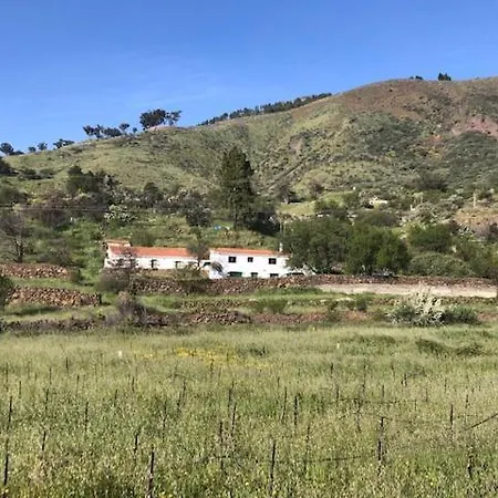 Casa-finca El Maipez De Tejeda Hébergement de vacances *